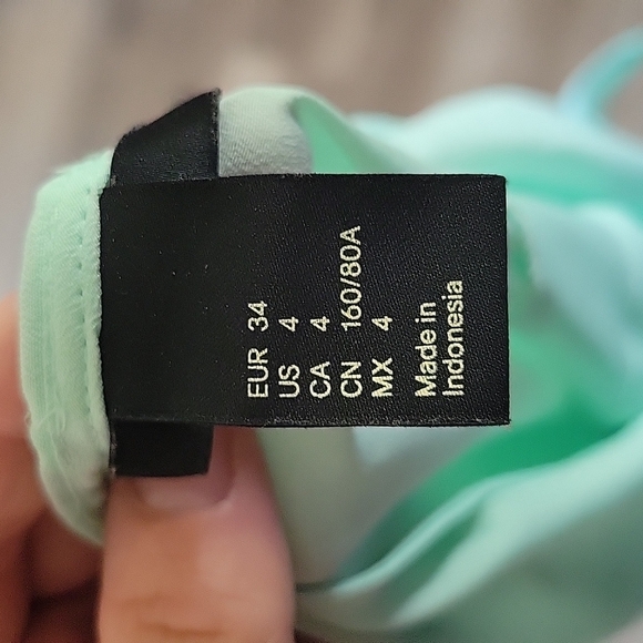H&M Mint Green Camisole Size 4 - Picture 8 of 9